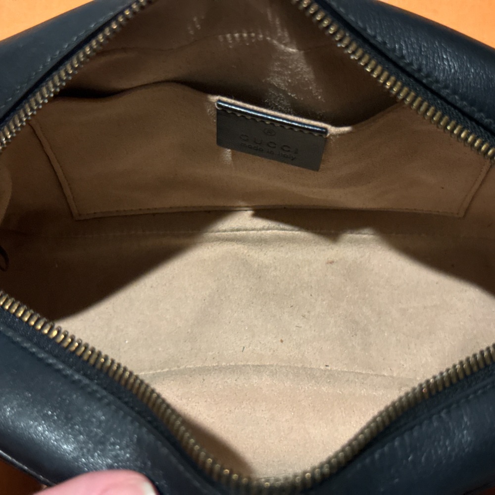 GUCCI GG Marmont Camera Size Small Calf Leather with Matching Gucci Zippy Wallet - Picture 11 of 12
